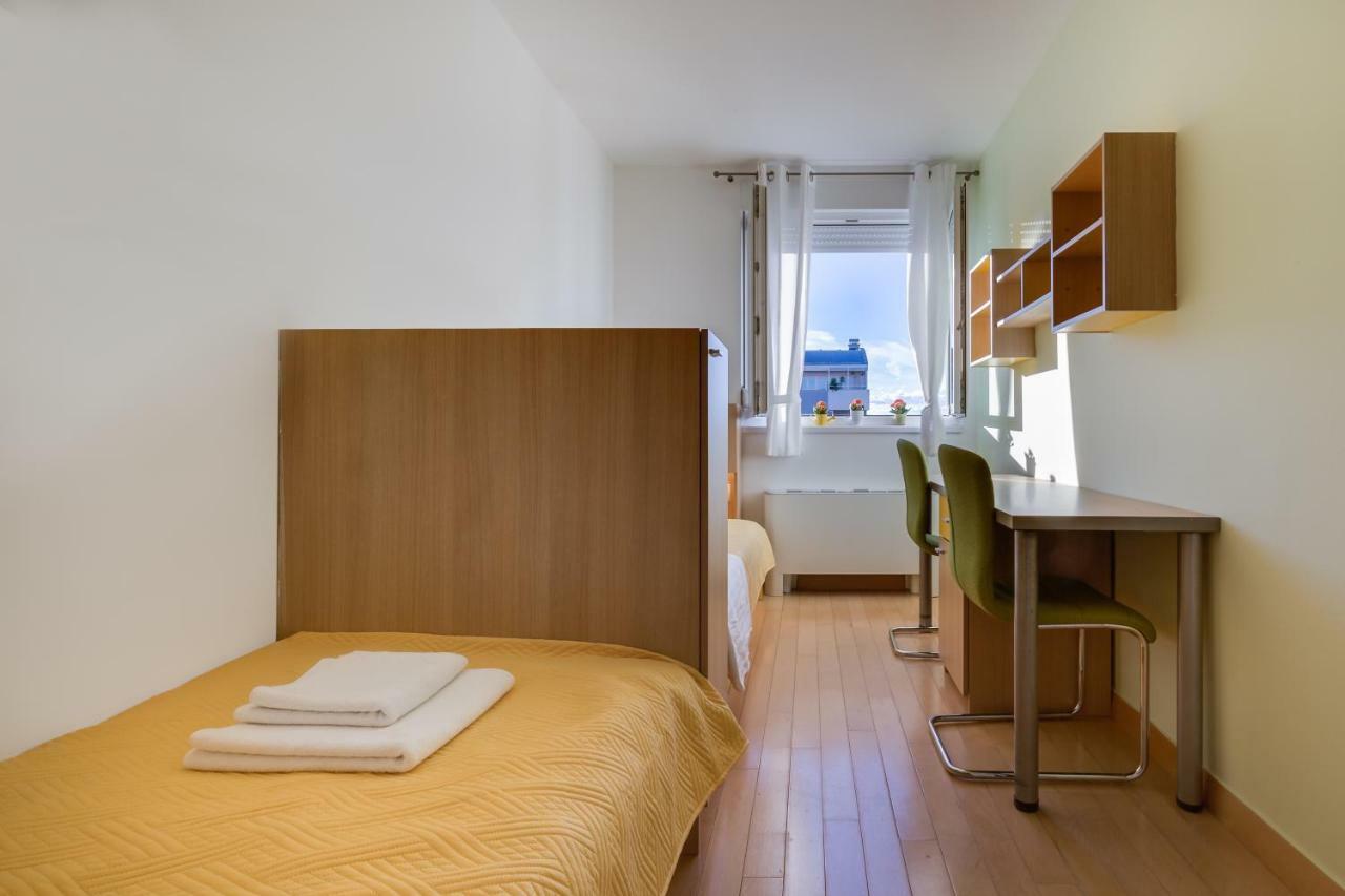 Apartment Pavic - Private Parking 扎达尔 外观 照片