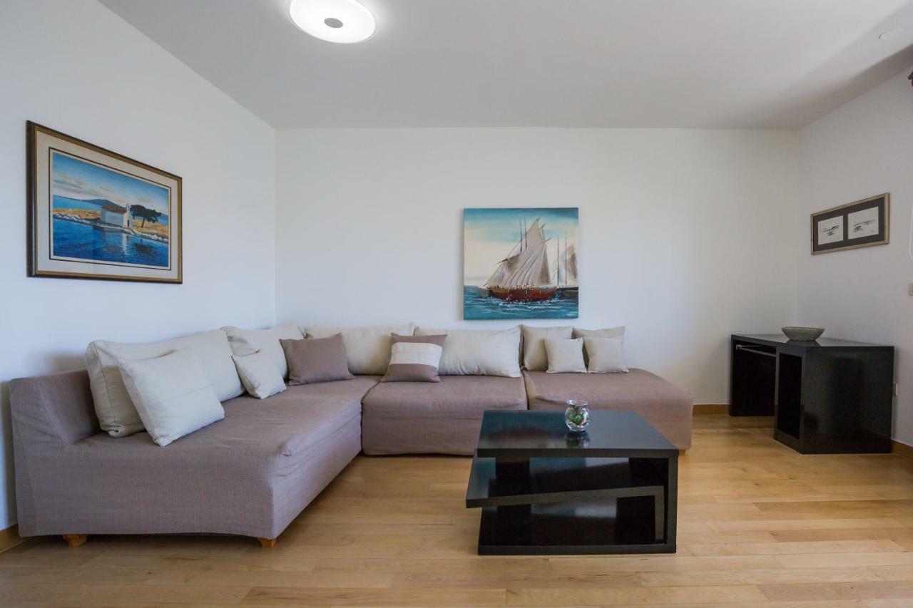 Apartment Pavic - Private Parking 扎达尔 外观 照片