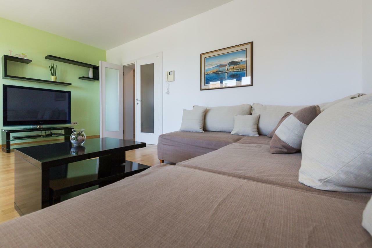 Apartment Pavic - Private Parking 扎达尔 外观 照片