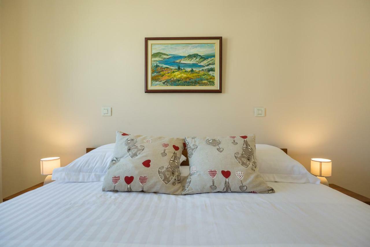 Apartment Pavic - Private Parking 扎达尔 外观 照片