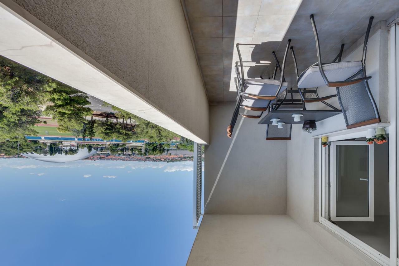 Apartment Pavic - Private Parking 扎达尔 外观 照片